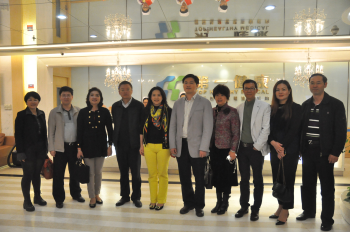 深圳坪山新区政府领导莅临第一健康考察