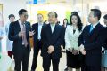 中国人寿集团公司董事长杨明生一行赴深圳第一健康集团考察调研